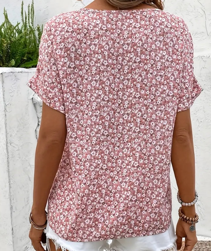 Mara“ – Jacquard T-Shirt mit V-Ausschnitt