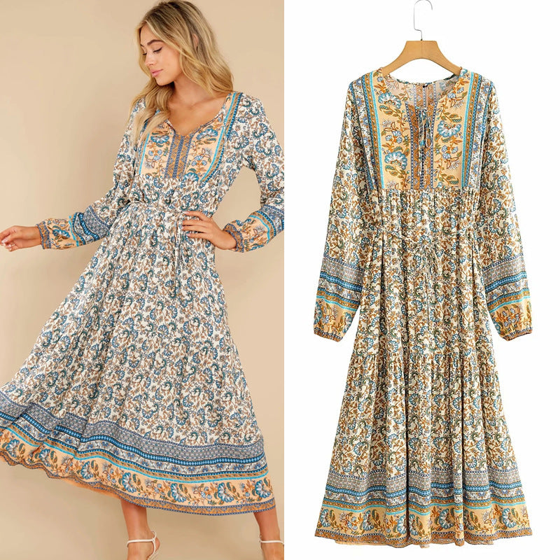 „Lea“ – Blumenkleid mit Bindeband