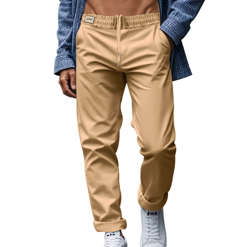 Herrenhose mit Taschen