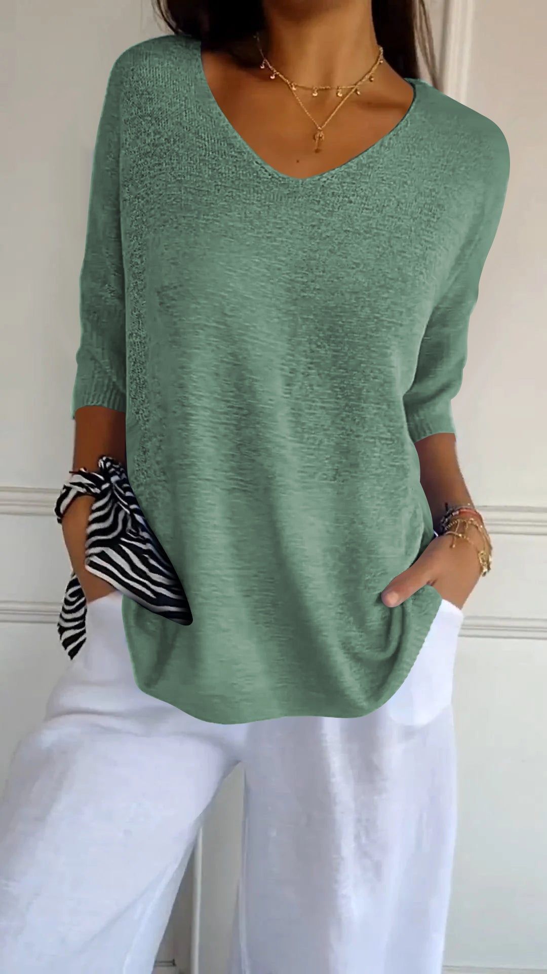 „Selina“ – Strickpullover mit V-Ausschnitt
