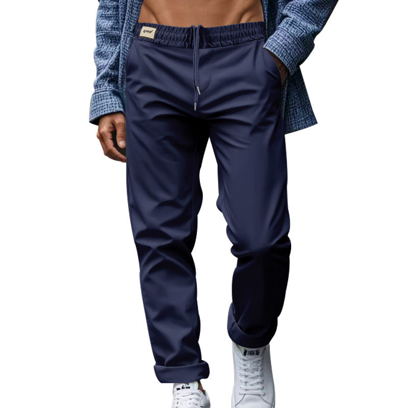 Herrenhose mit Taschen