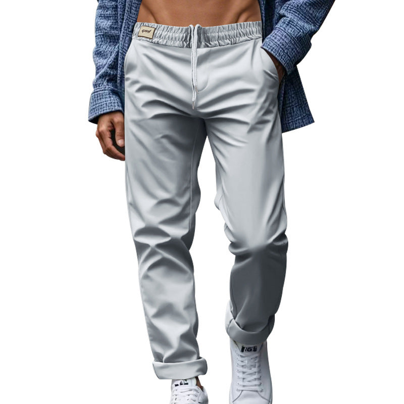 Herrenhose mit Taschen