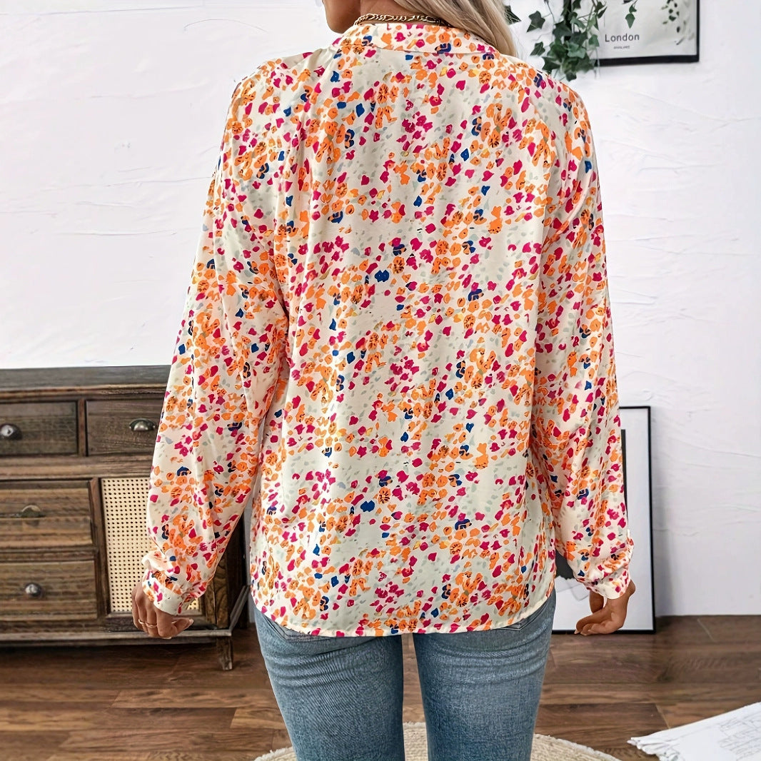 „Saria“-Bluse mit V-Ausschnitt