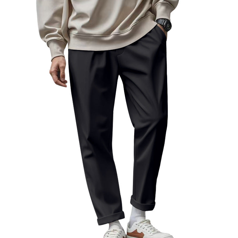 Herrenhose mit Taschen