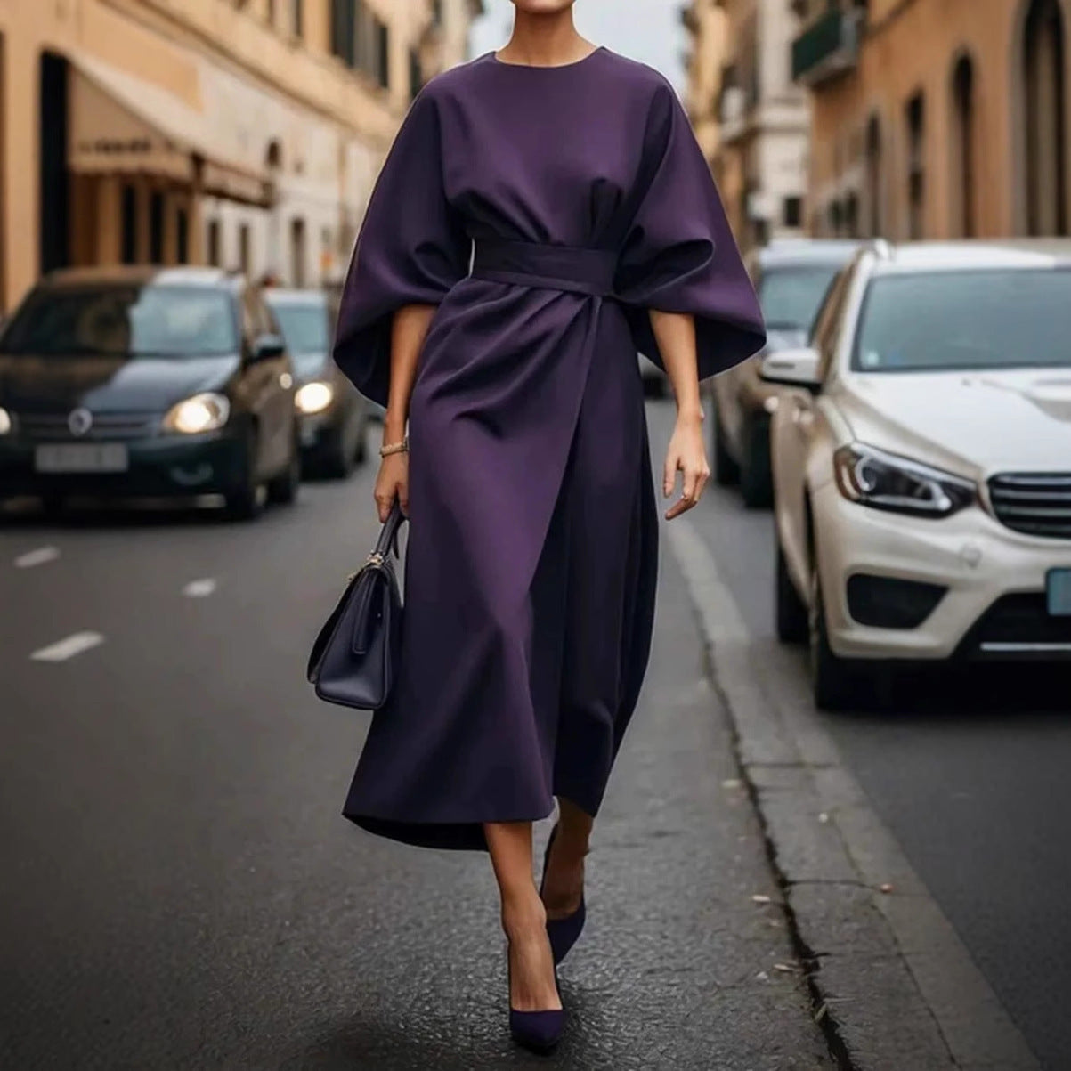 „Amelia“ – Elegantes Kleid mit Fledermausärmeln &amp; Taillengürtel