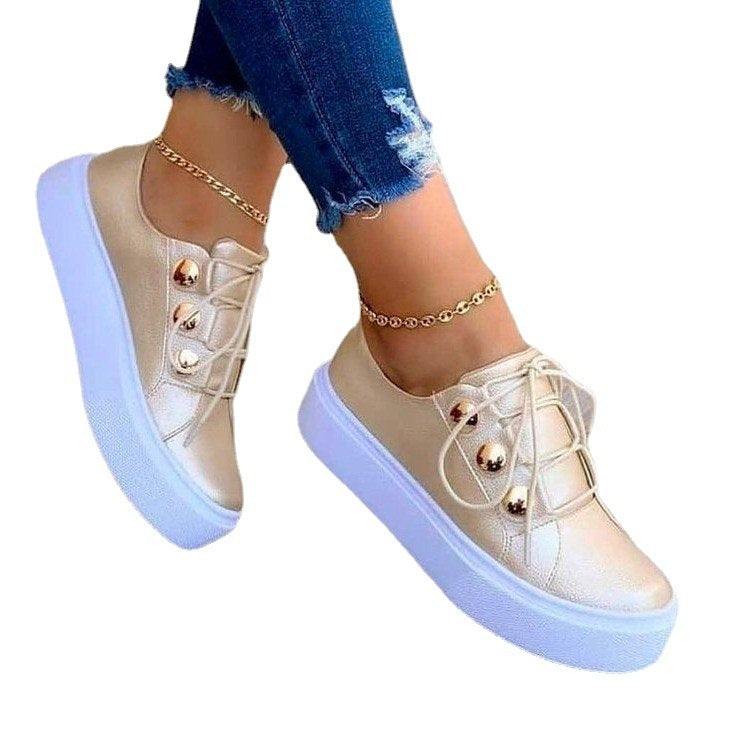 Vera“ – Schnürsneaker mit Nieten