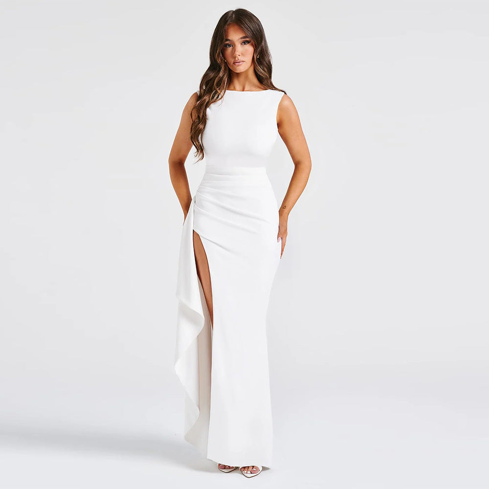 Valentina“ – Rückenfreies Kleid mit Volants hohem Schlitz