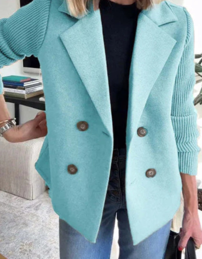 „Marisol“ – Zweireihige Jacke mit Strickärmeln