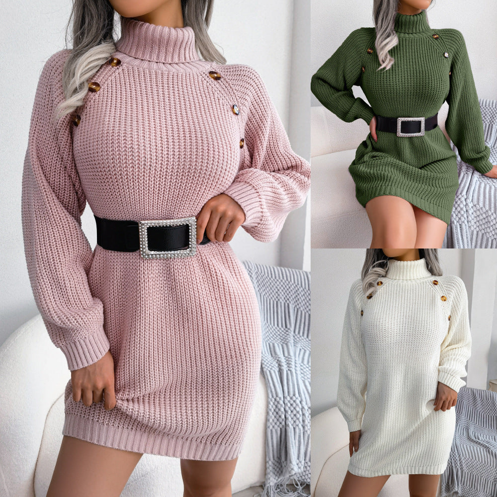 „Helena“ – Winter Strickkleid mit Rollkragen Knopfleiste